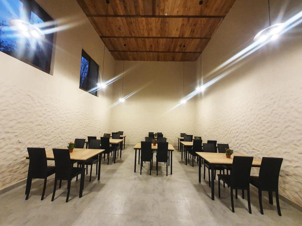 Taba Hall Boutique Hotel 아할치헤 외부 사진