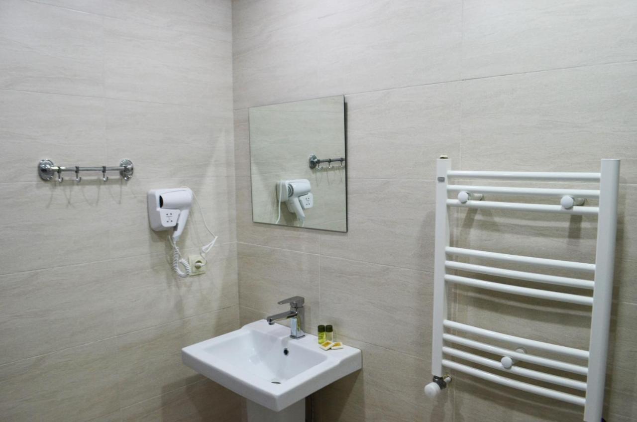 Taba Hall Boutique Hotel 아할치헤 외부 사진