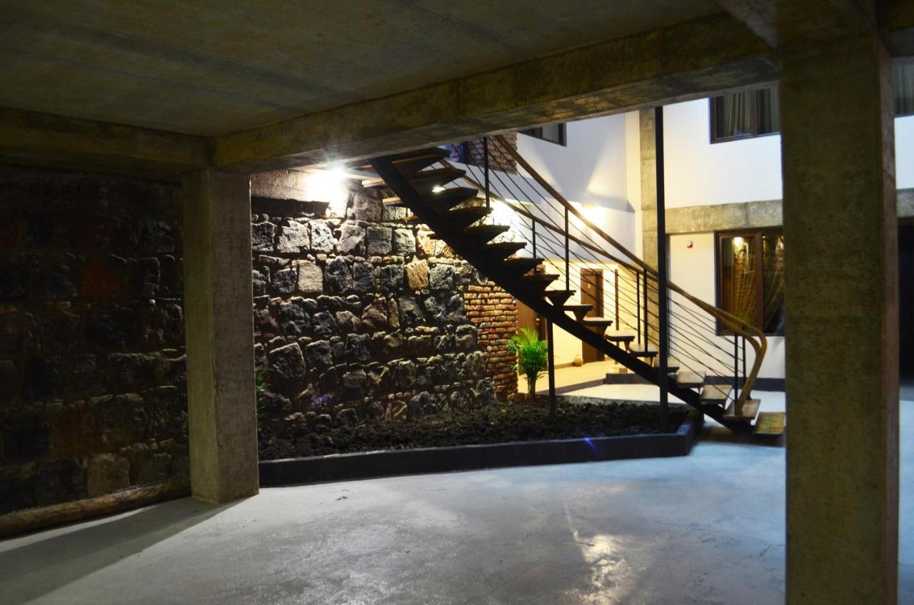 Taba Hall Boutique Hotel 아할치헤 외부 사진