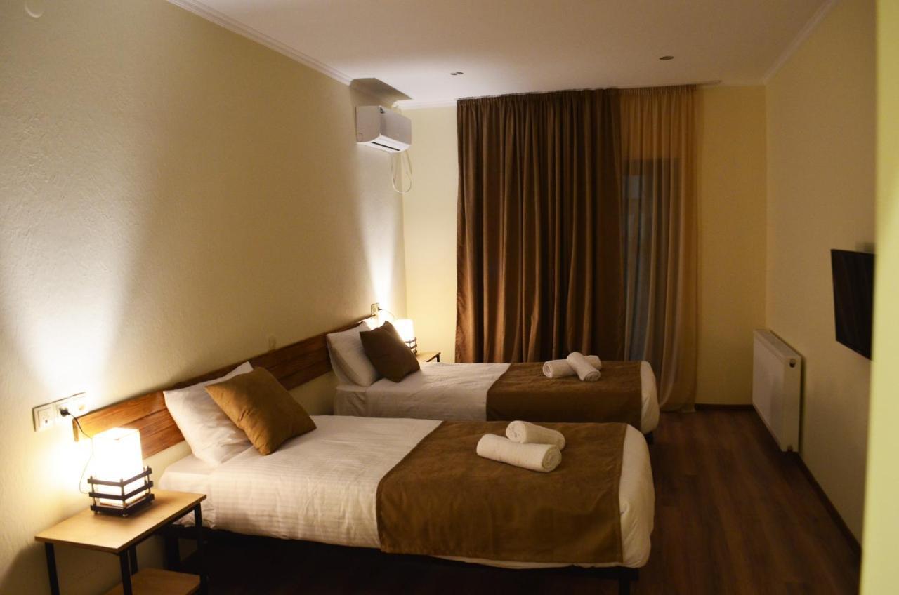 Taba Hall Boutique Hotel 아할치헤 외부 사진
