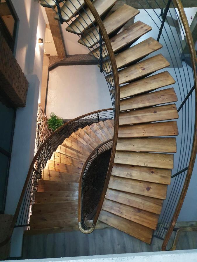 Taba Hall Boutique Hotel 아할치헤 외부 사진